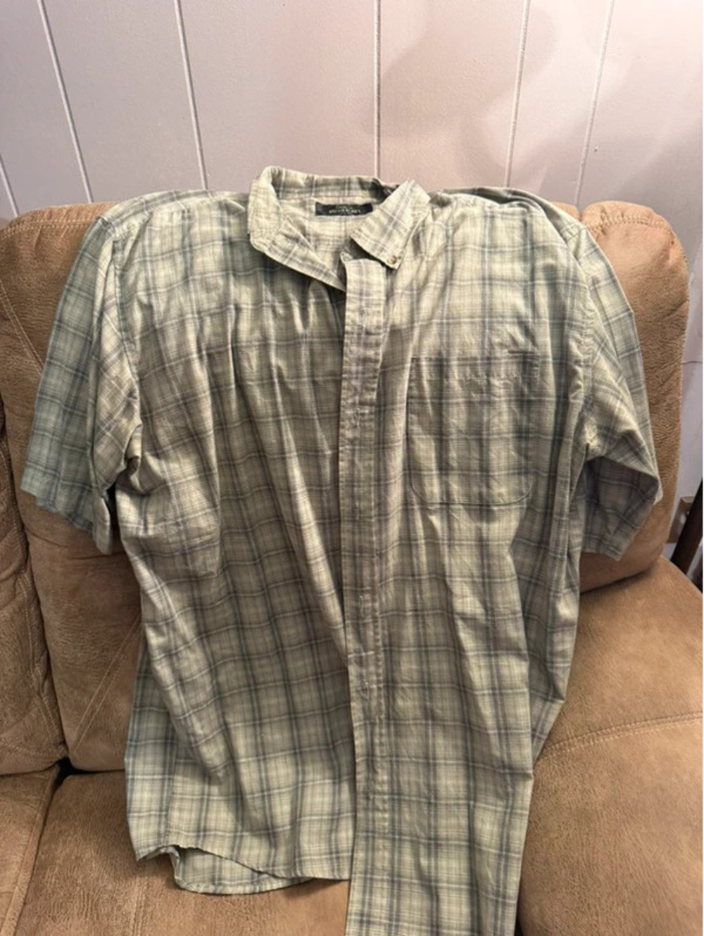 Men’s XL Red Head button up